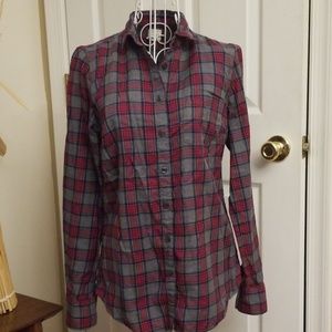 YOU LOOK GOOD IN MY SHIRT❣️J  Crew, the perfect shirt, xs😊🌹